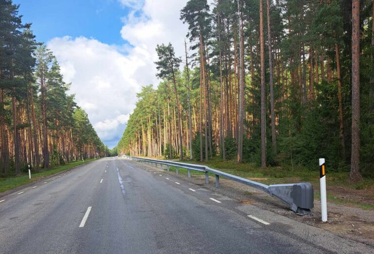 Viru raba õpperaja parkla rajamine