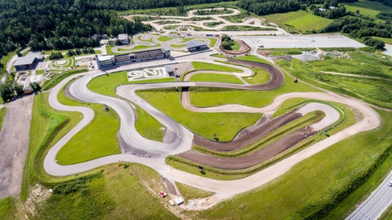 Laitse Rally Park põrkepiirete paigaldus ja remonttööd