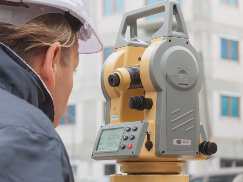 Nivel System mõõtevahendid