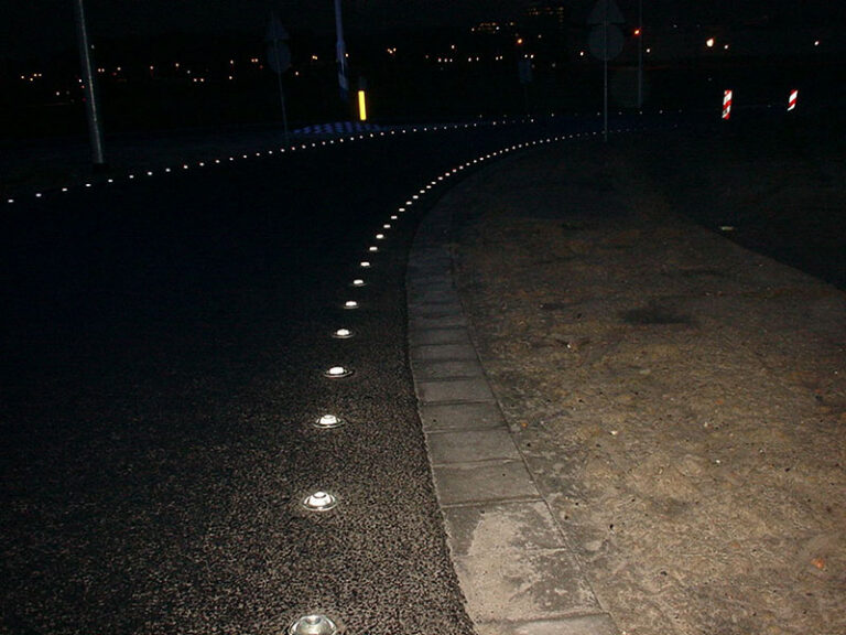 Paldiski ja Viljandi maantee kattehelkurite paigaldus