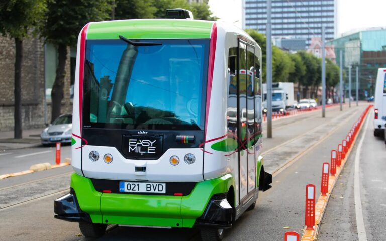 Isesõitvad bussid Tallinnas