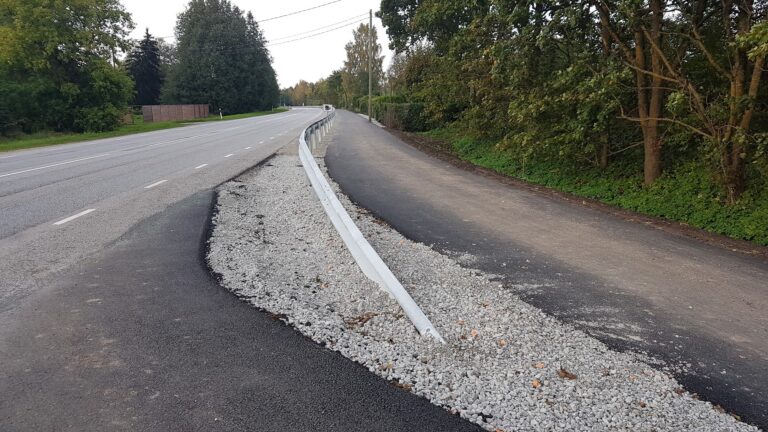 Tugimaantee 15 Tallinn-Rapla-Türi KM 5,3-8,5 Luige-Kangru kergliiklustee