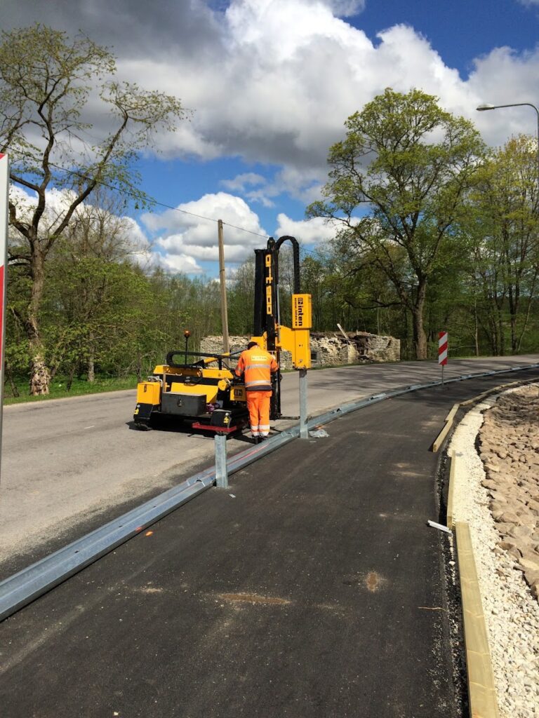 T-15175 Paide-Mündi-Mäeküla km 2,46-4,10 jalg- ja jalgrattatee