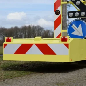 Tõkestussõiduk löögileevendiga teenus-rent (TMA auto)